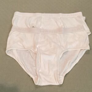 Hanes Classic White Boxer Briefs. B